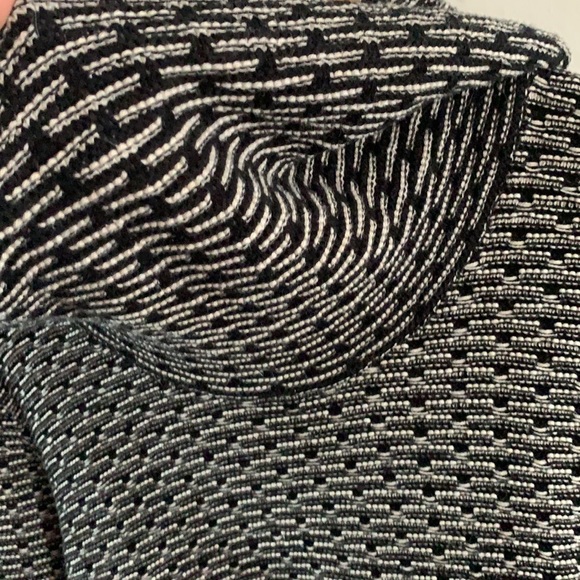 2/$20🍁 100% Cotton Black & White Cowl Neck Sweater - Picture 3 of 6